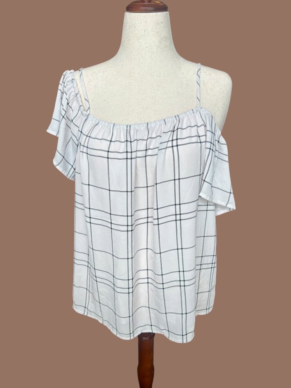 Pleione White & Black Plaid Cold Shoulder Blouse Large